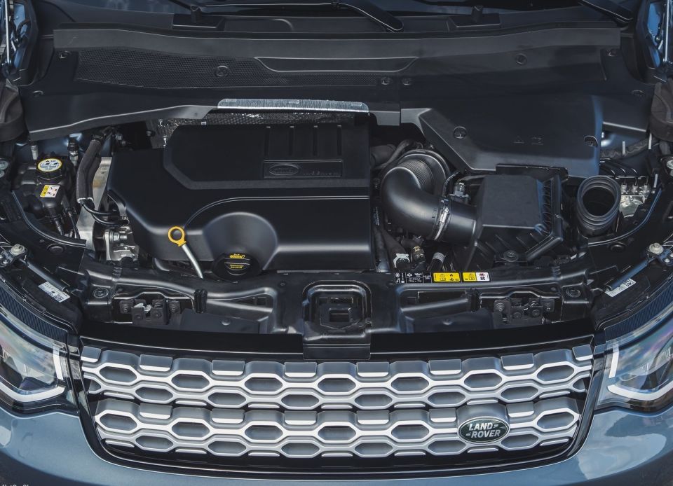 Land Rover Discovery Sport 2019 - Engine